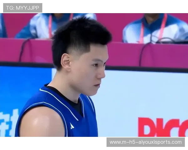 李弘权多面手特质 防守多个位置成锋线轮换变数